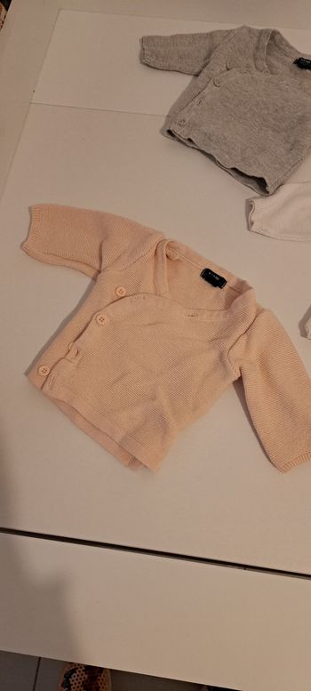 Gilet de laine naissance 