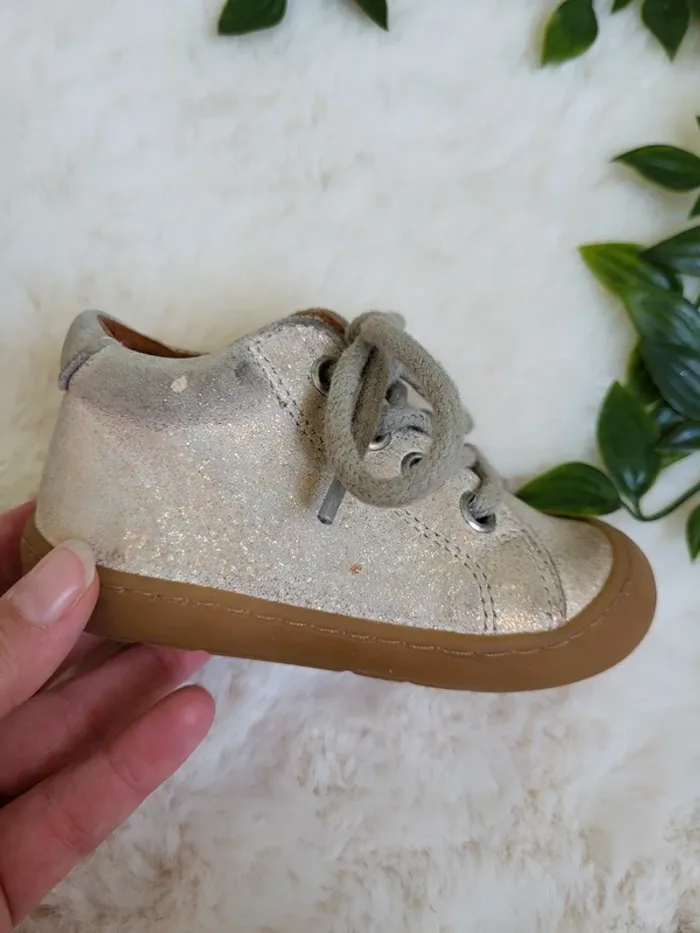 🌼 Chaussures de marche a lacets , pointure 20 Froddo 🌼 - photo numéro 2