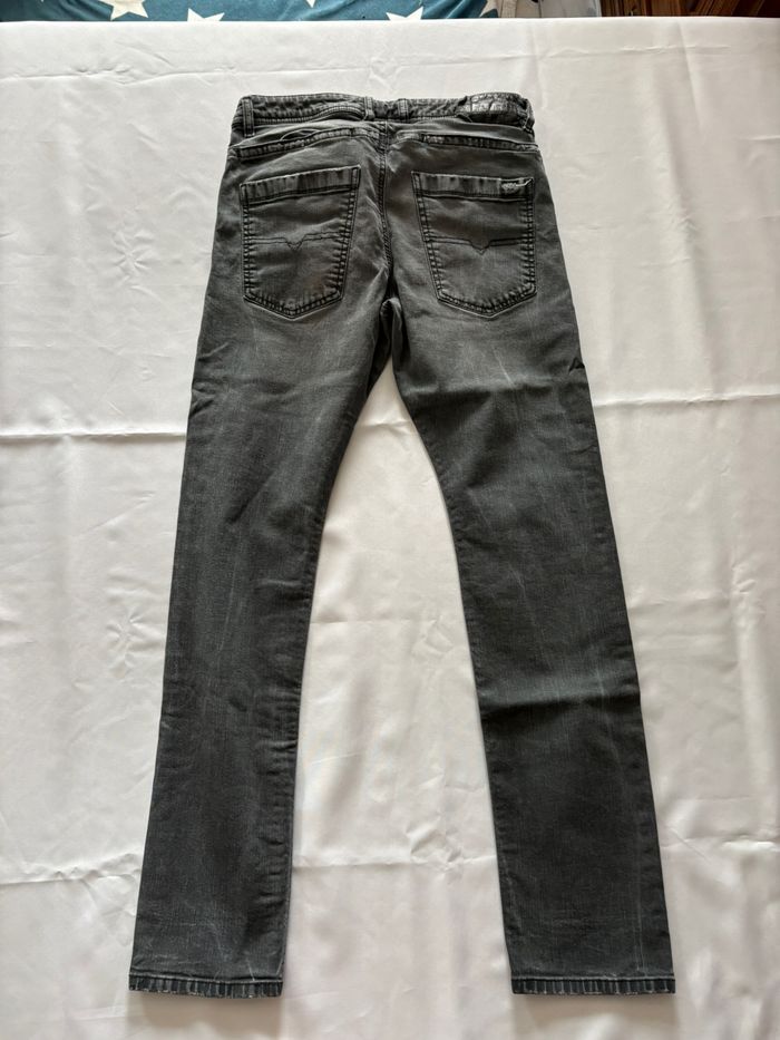 Jean gris à trous L.32 - Diesel - L/40-W.30 - photo numéro 2