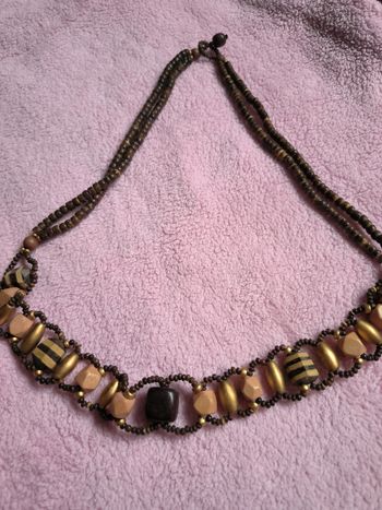 Magnifique collier a perles