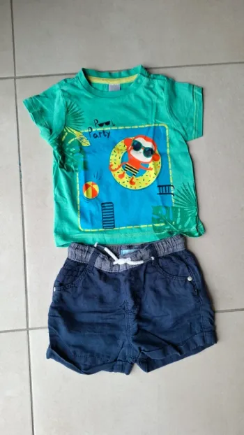 Ensemble short/tee-shirt 12 mois