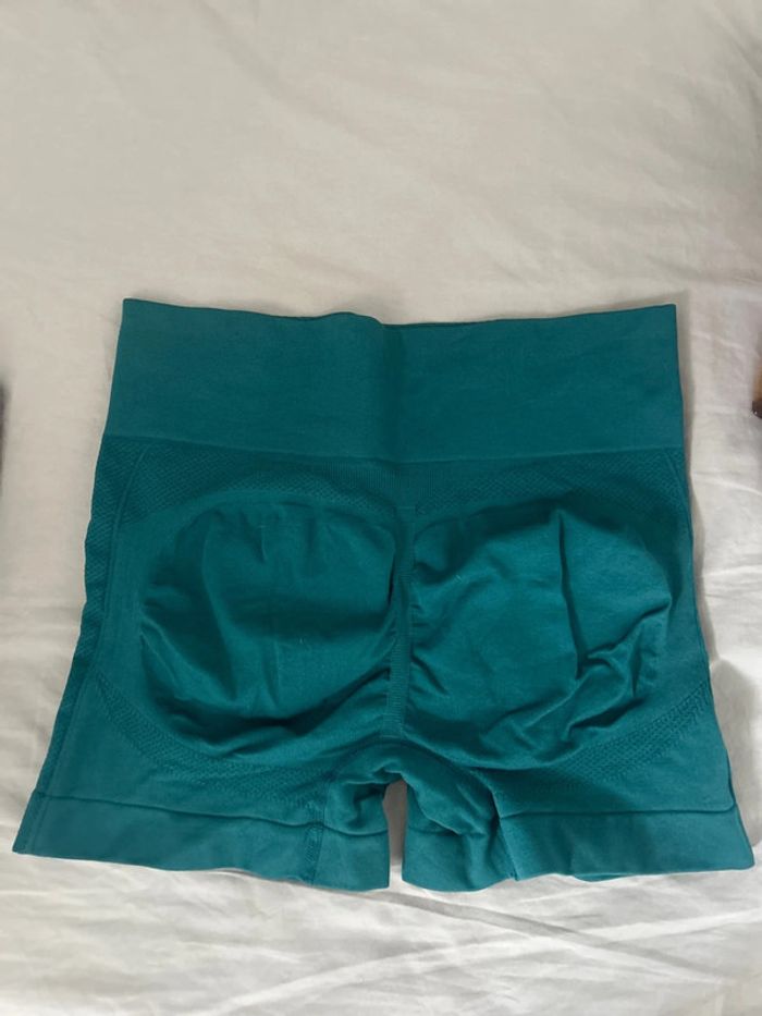 Short de sport - photo numéro 2
