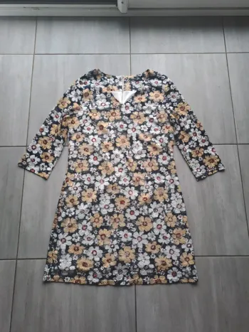 Robe effet dentelle florale VEGAS Taille M