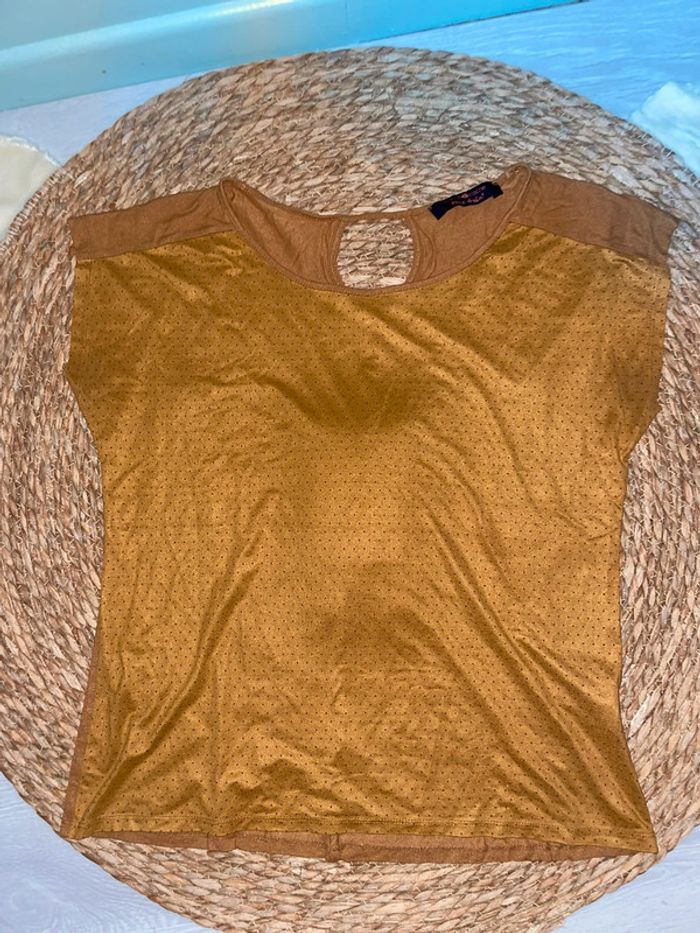T shirt cache cache