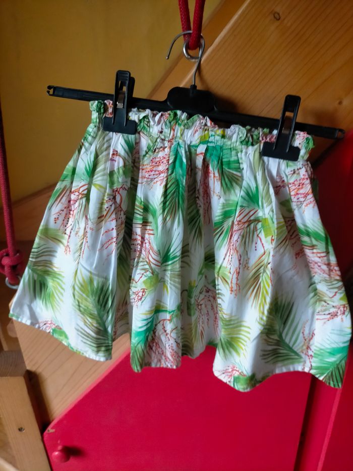 Très jolie jupe Cyrillus 6 ans