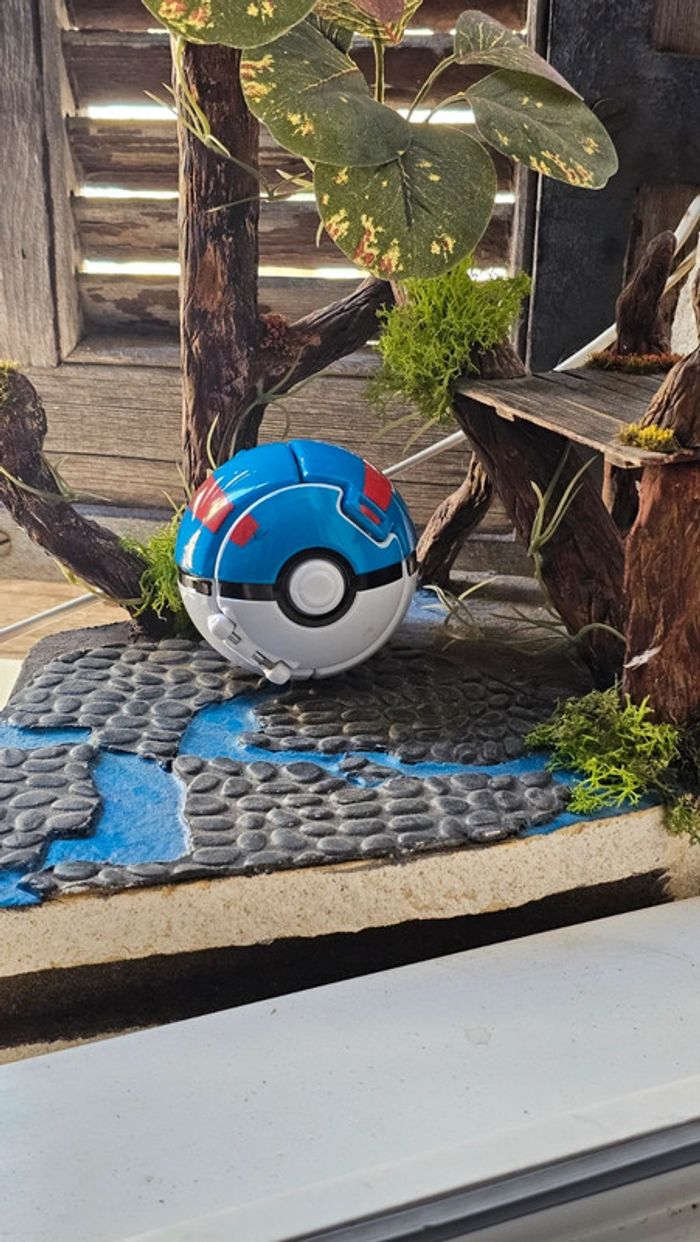 Super pokeball pour figurine Pokemon Nintendo