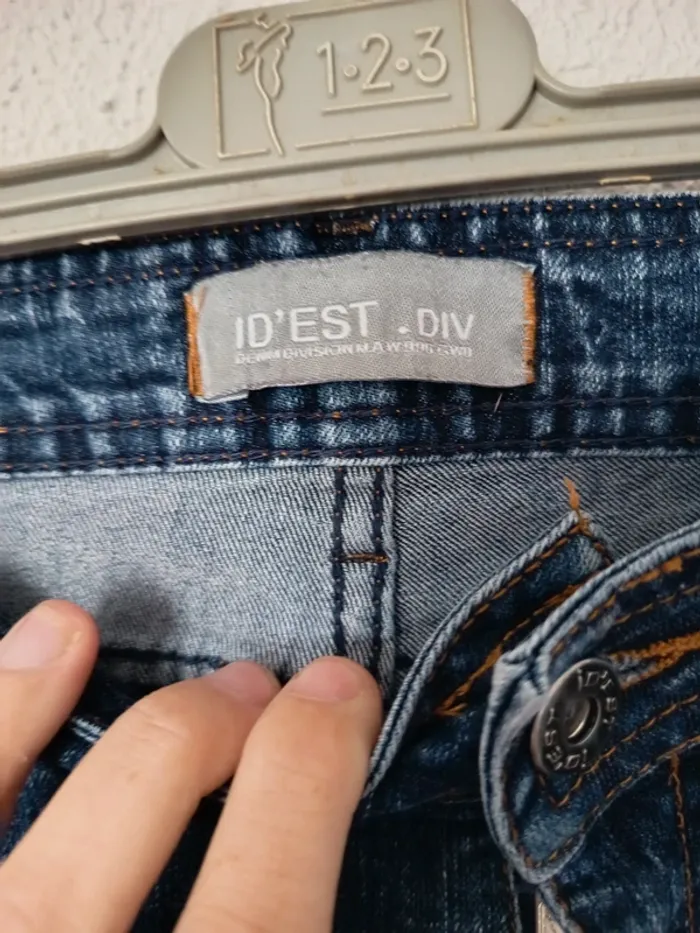 Jean taille 44 - photo numéro 2
