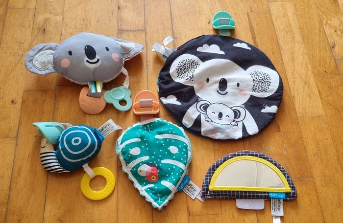 Lot de jouets