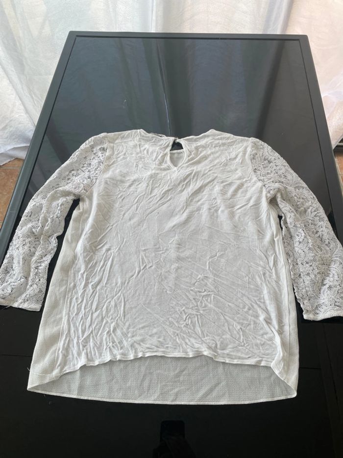 T-shirt de la marque Naf-Naf en taille M - photo numéro 9