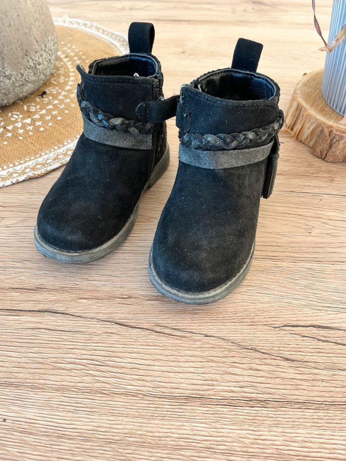 Bottines noires T21 - photo numéro 2