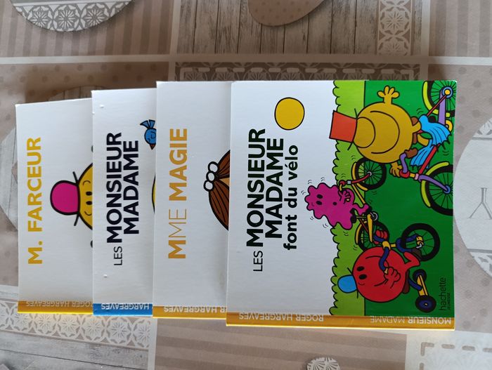 Livres monsieur/ madame