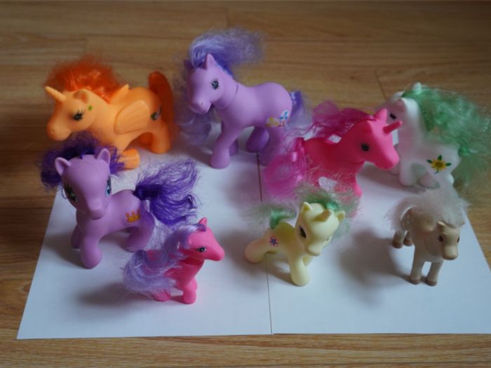 Lot de 8 Poneys pour enfants