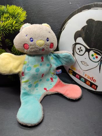 doudou chat ours sucre d'orge poisson bleu vert rouge bulle rond gris Langue 