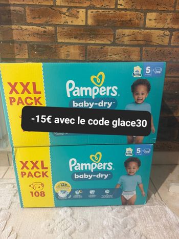 Deux XXL carton de couches Pampers taille 5 normal