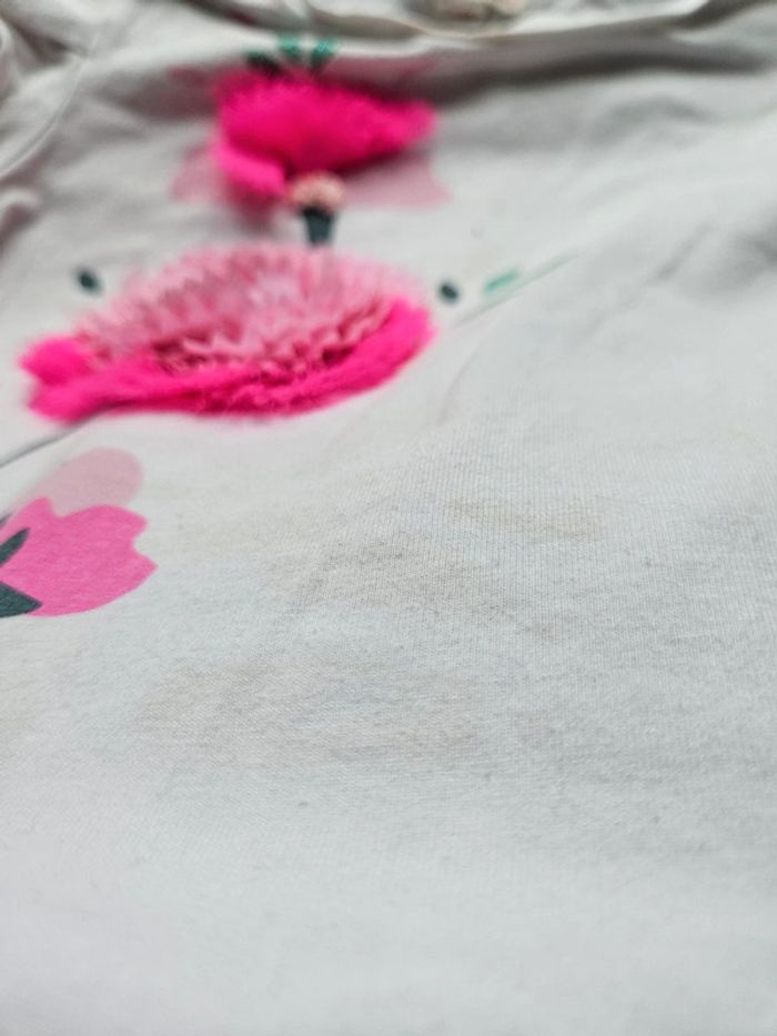 Tee shirt fleurs fille 3 ans - photo numéro 3