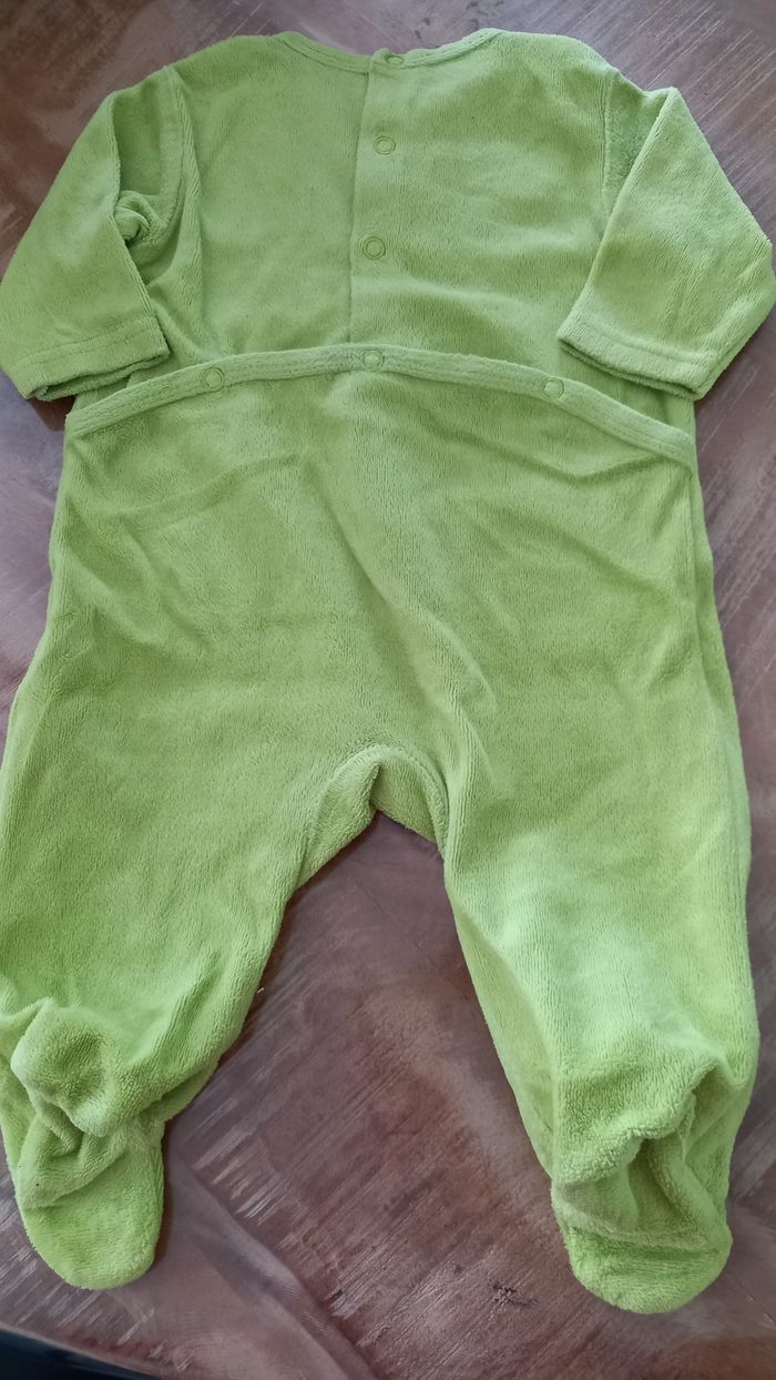 Pyjama 3 mois - photo numéro 4