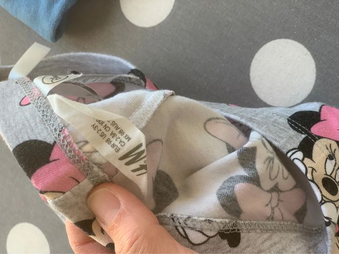 Legging minnie H&M 2/3 ans - photo numéro 2