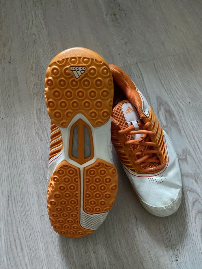 Chaussures Baskets Adidas pointure 40 Neuve - photo numéro 3