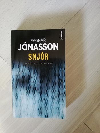 Super polar Islande haut suspense