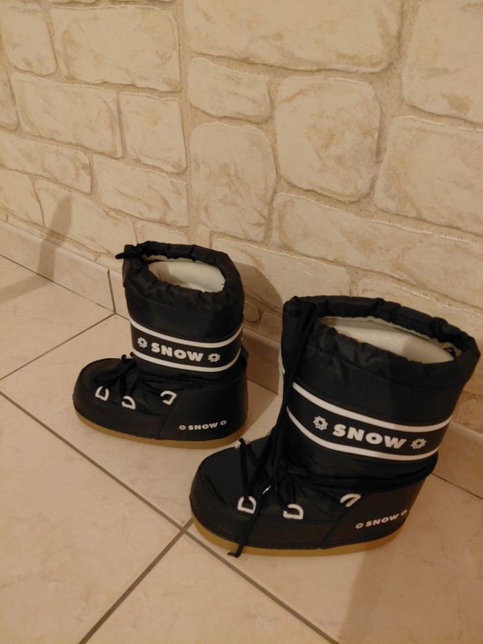 Après ski style moon boots 30-32 - photo numéro 2