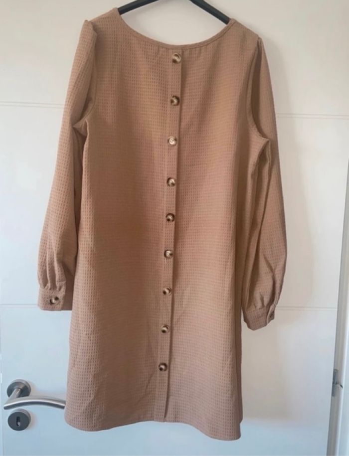 Robe beige taille L - photo numéro 3