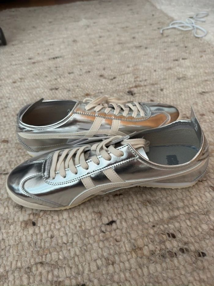 Onitsuka Tiger Mexico 66 Silver
37 - photo numéro 2