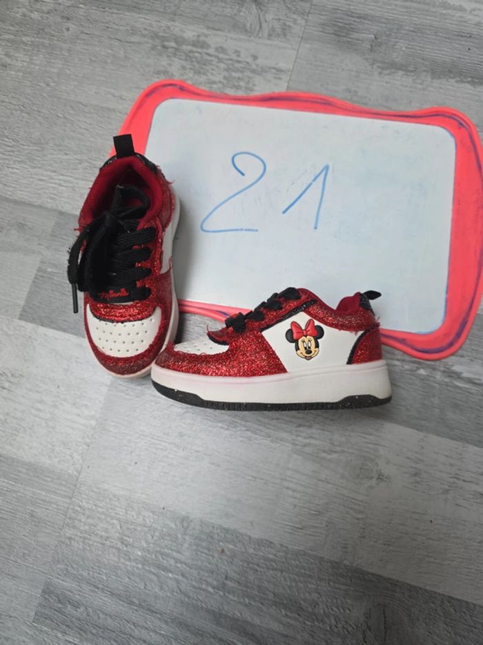 Basket minnie taille 21