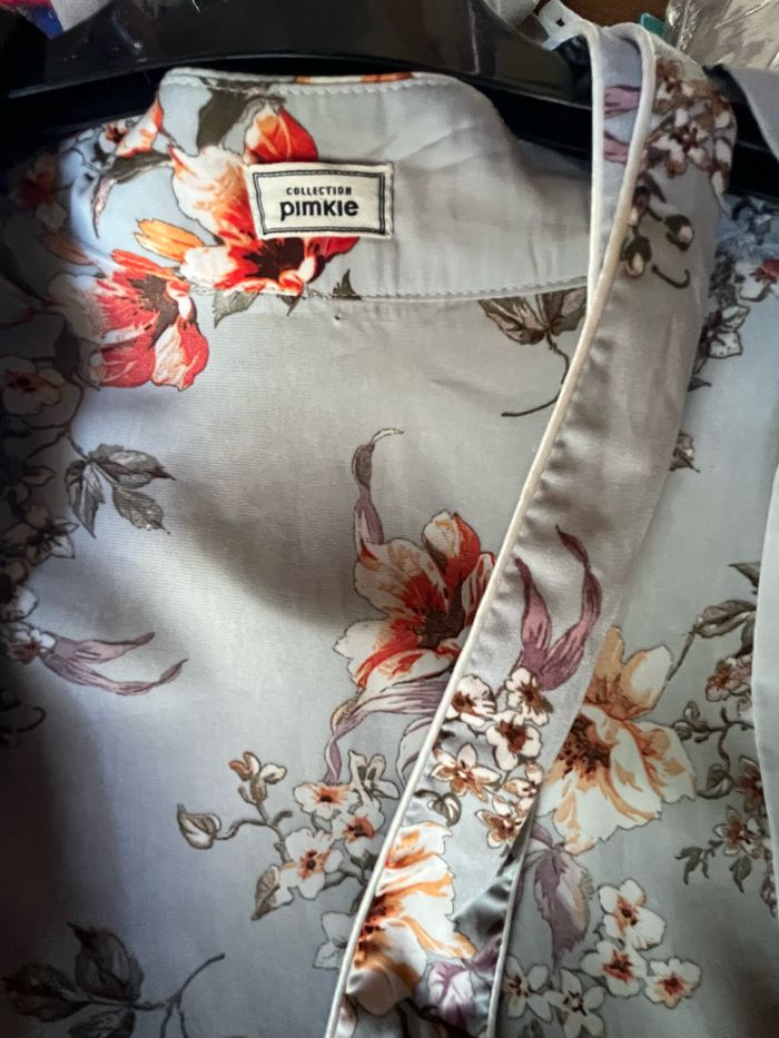 Kimono homewear satiné gris fleuri  (M) - photo numéro 3