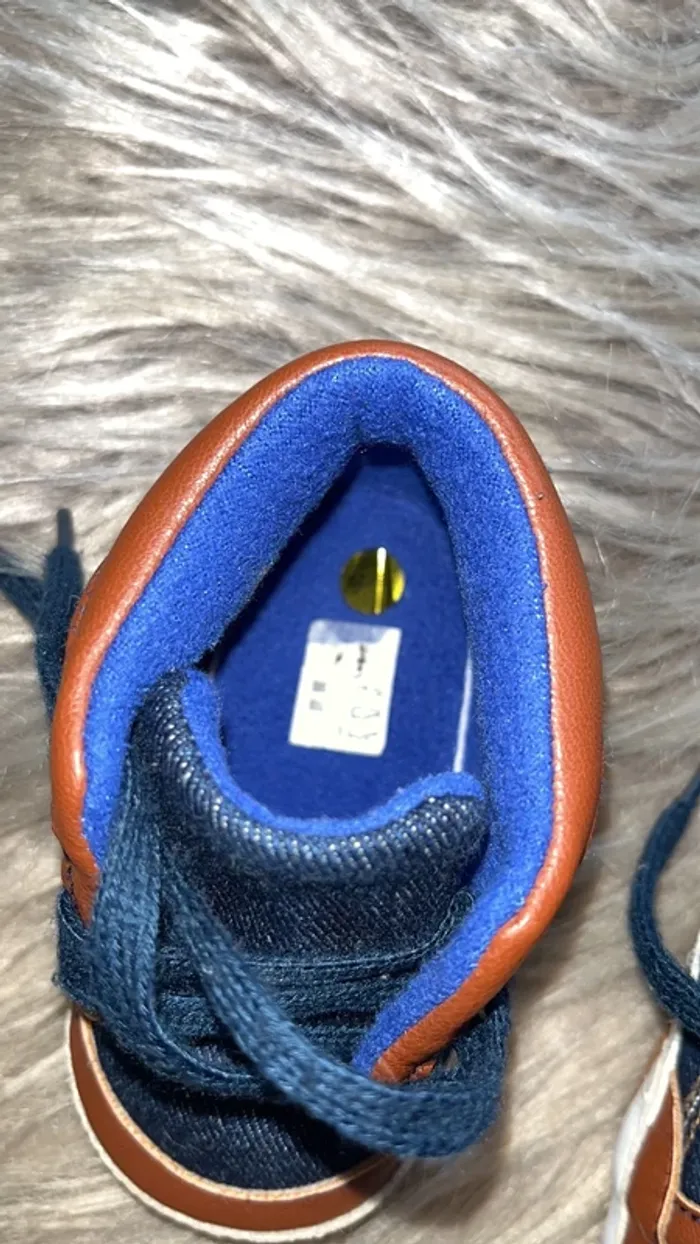 Basket taille 19/20 - photo numéro 2