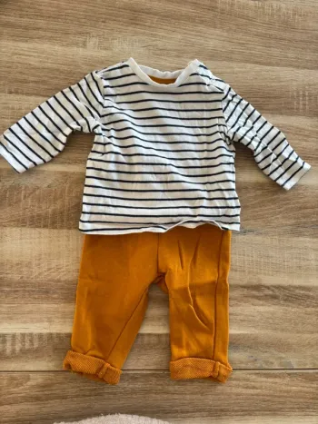 Ensemble tee-shirt manche longue + pantalon bébé garçon
