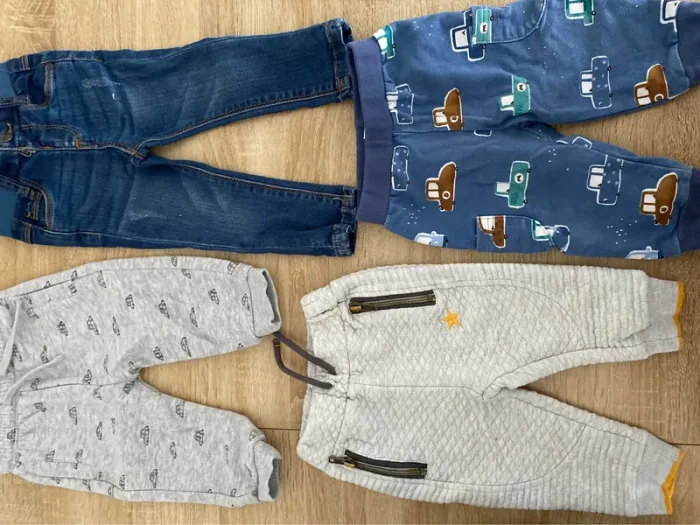 Lot de 4 pantalons bébé 9 mois