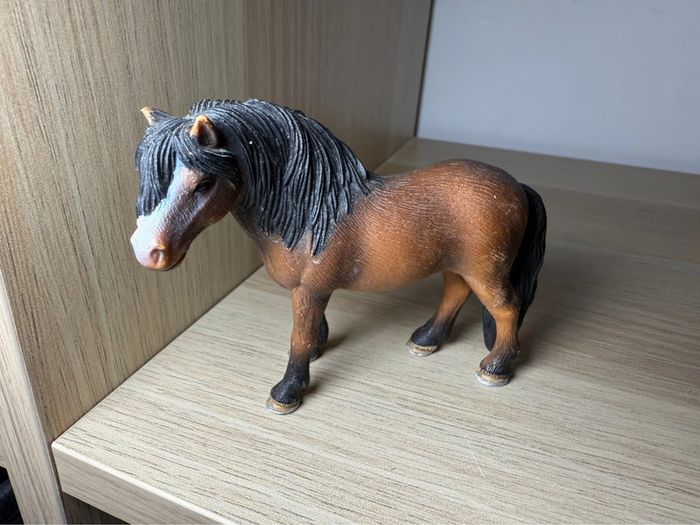 Jument dartmoor schleich