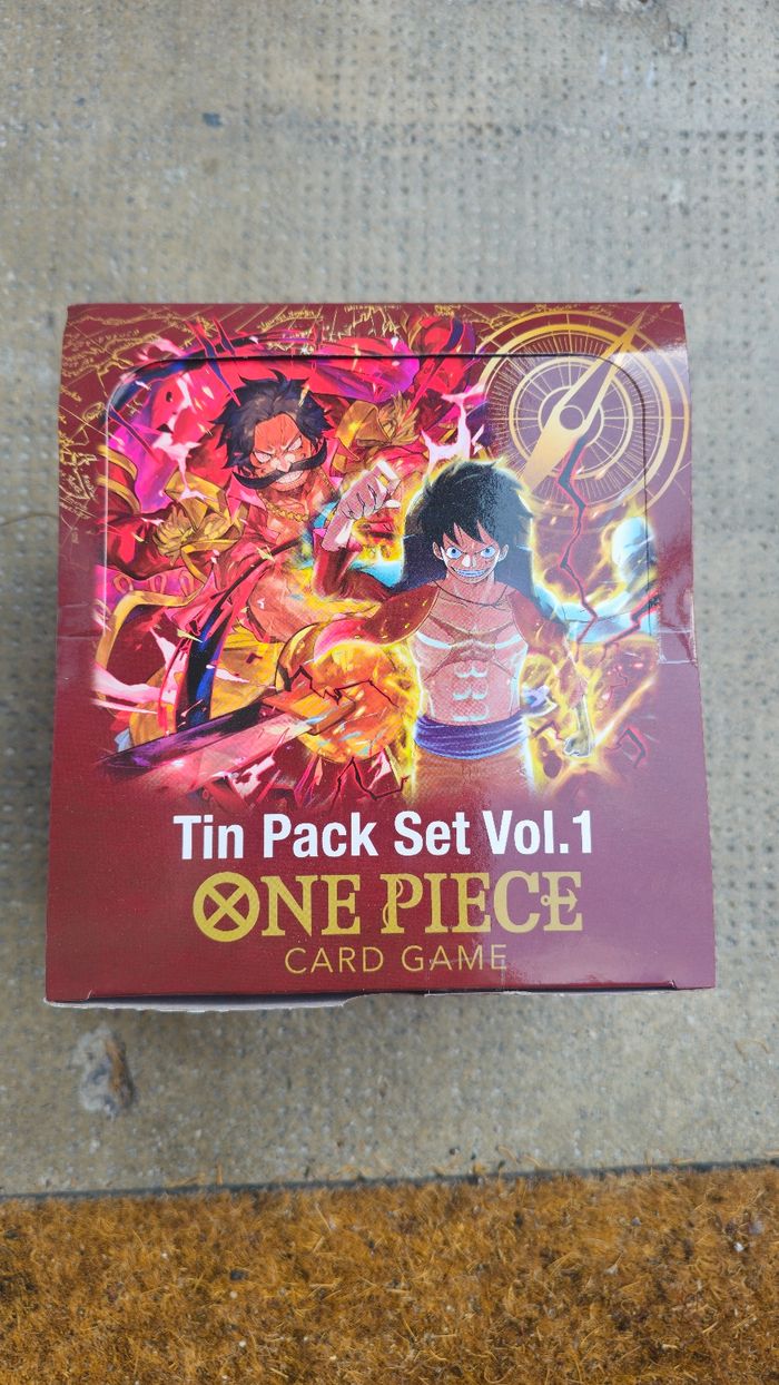 Display mini tin op10 fr one piece