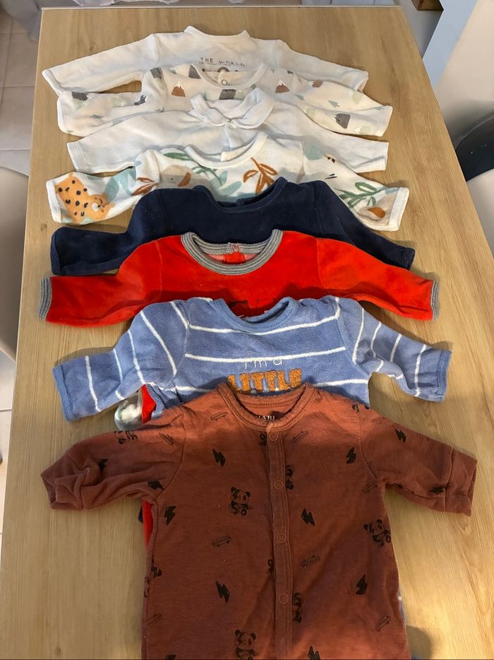 Gros lot pyjama polaire + gilet 28 pièces - photo numéro 2