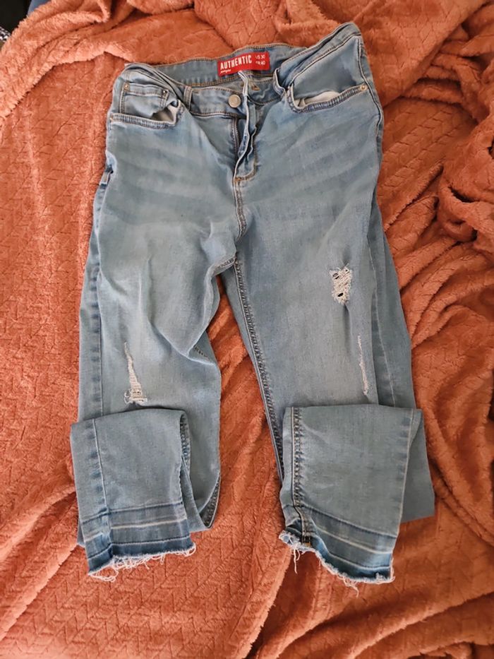 Jeans a trou Jennyfer