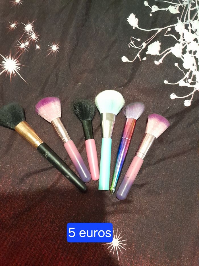 Pinceau maquillage - photo numéro 3
