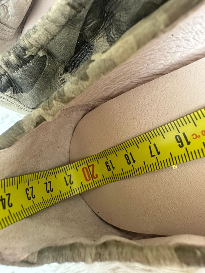 Paire de slipper Unisa taille 33 - photo numéro 6
