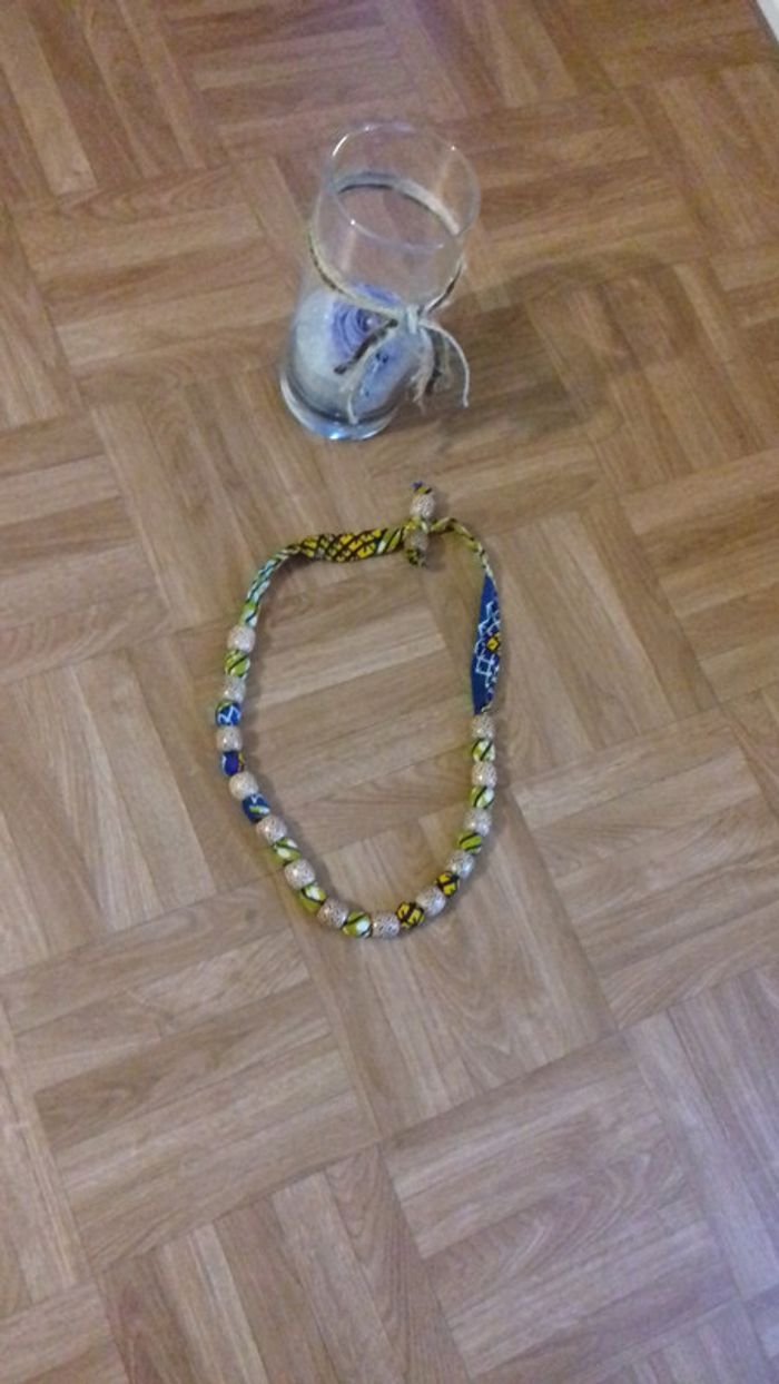 Collier wax et perles en bois