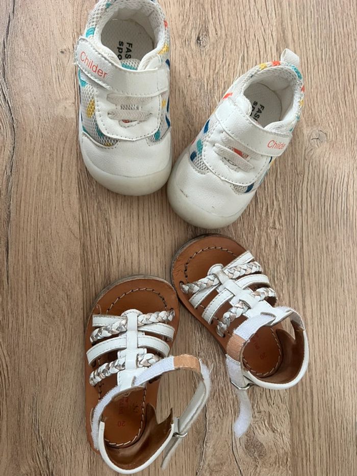 Lot chaussures taille 20