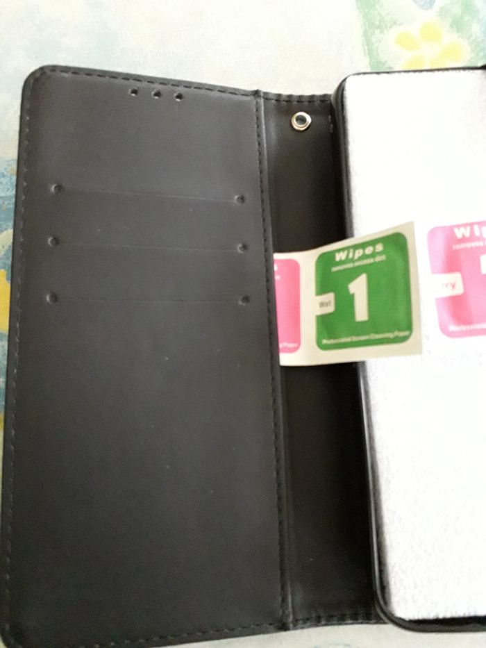 Coque + 2 verres trempés - photo numéro 7