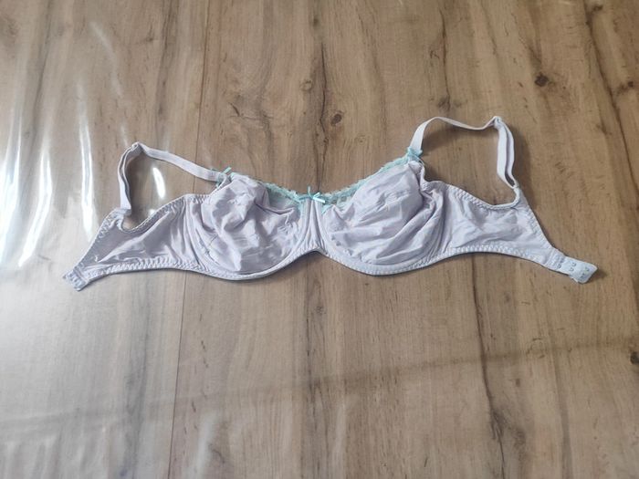 Soutien-gorge PrimaDonna Rose Poudré avec Motifs Brodés - Taille 90F - Très Bon État - photo numéro 3