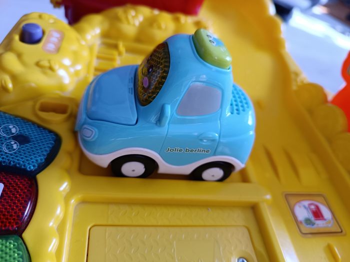 Maxi garage éducatif Tut Tut Bolides - Vtech - TBE - photo numéro 4