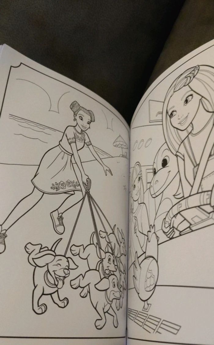 Barbie super coloriage neuf avec crayon de couleurs - photo numéro 6