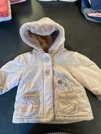 Manteau taille 12 mois