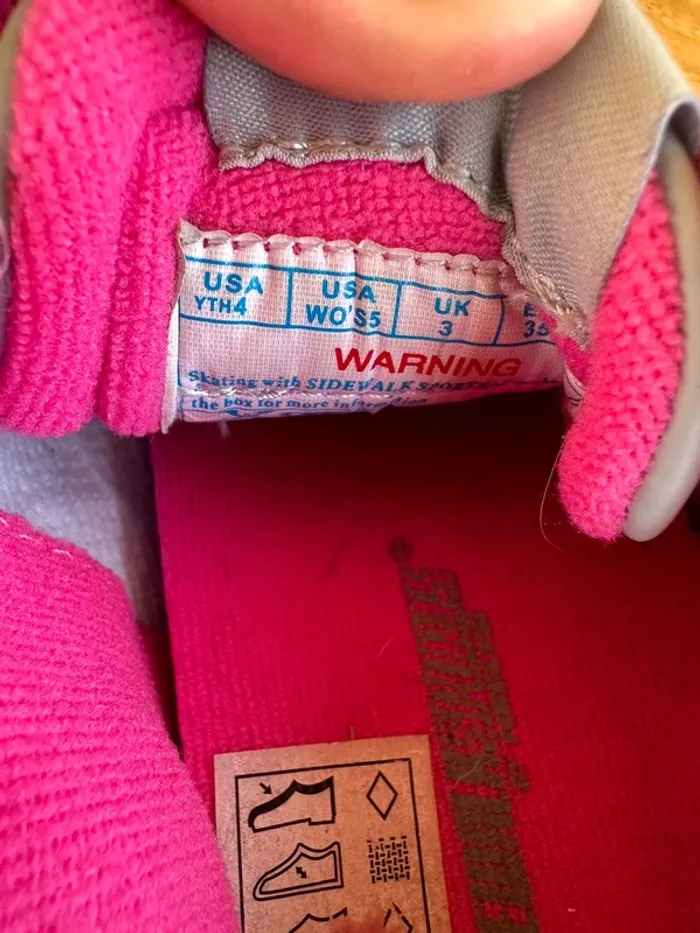 Chaussures à roulettes - photo numéro 2