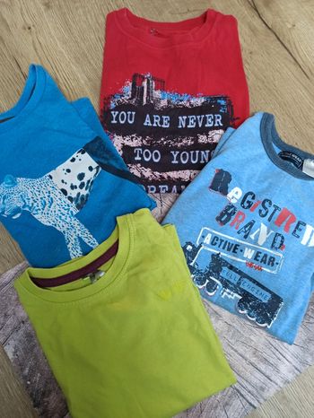 Lot de 4 tee shirt 6ans