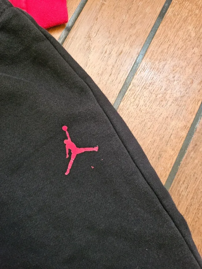Ensemble survêtement jogging Nike jordan - photo numéro 3