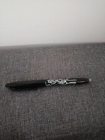 Crayon Frixion Pilot noir neuf
