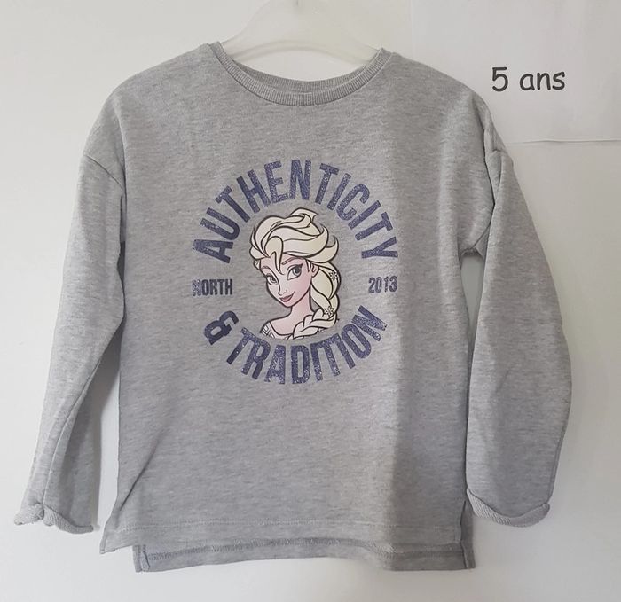 Sweat fin reine des neiges 5 ans