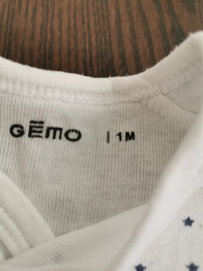 Lot de 2 bodies manches courtes 1 mois - photo numéro 5